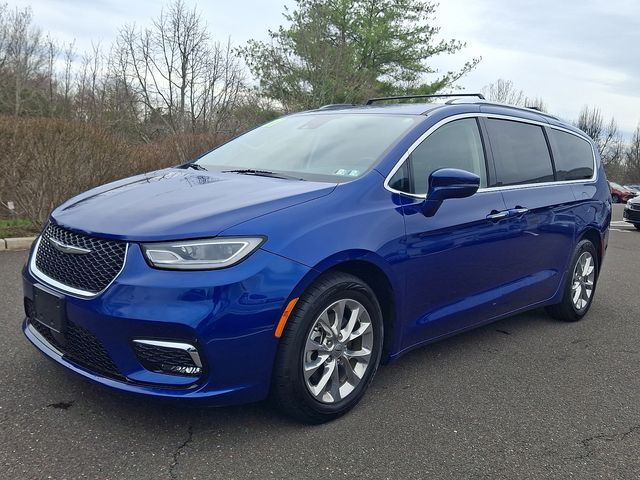 used 2021 Chrysler Pacifica car, priced at $23,498