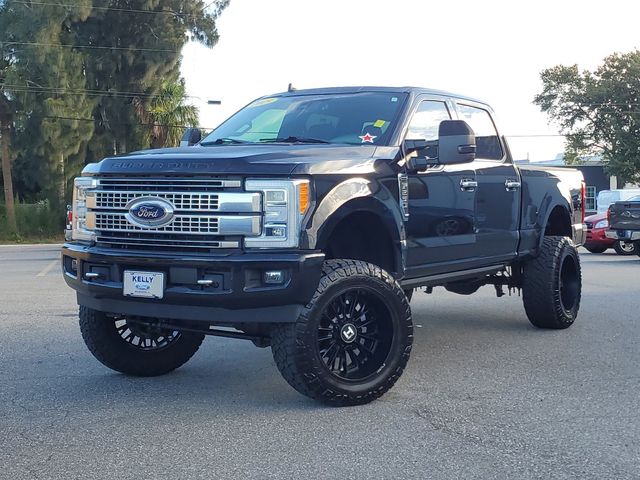 2019 Ford F-250SD Platinum 1