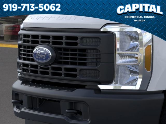 New 2026 Oxford White Ford F-250® XL image 17