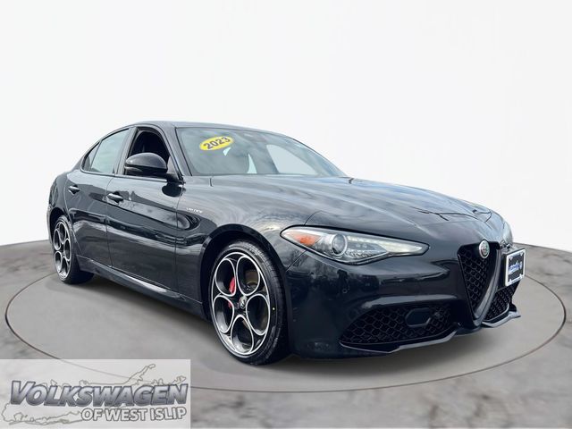 Black Metallic 2023 Alfa Romeo Giulia Veloce AWD Sedan All-Wheel Drive 8-Speed Automatic