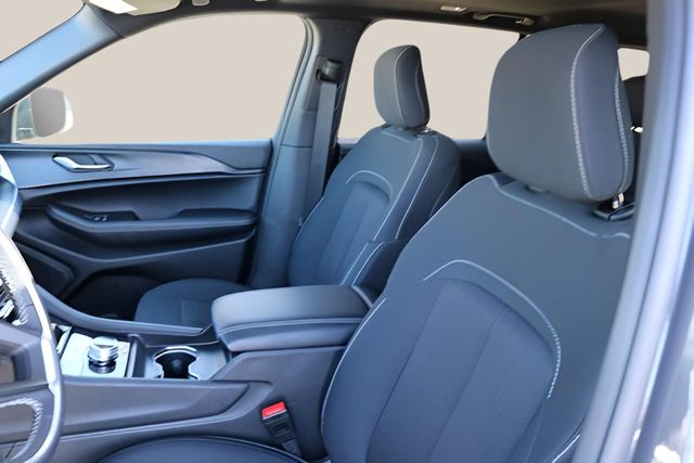 Used Car 2025 Jeep Grand Cherokee  Laredo For Sale Under $35,000 In Austin, Texas