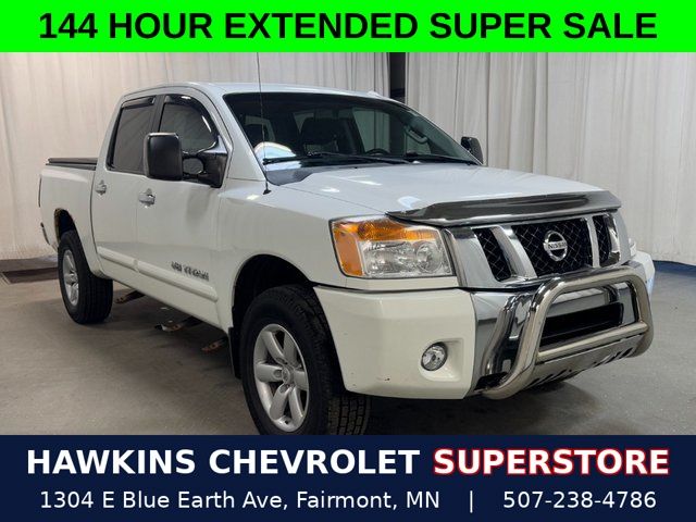 2013 Nissan Titan SV Crew Cab 4WD