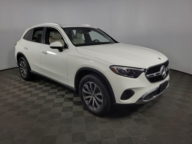 2023 Mercedes-Benz GLC