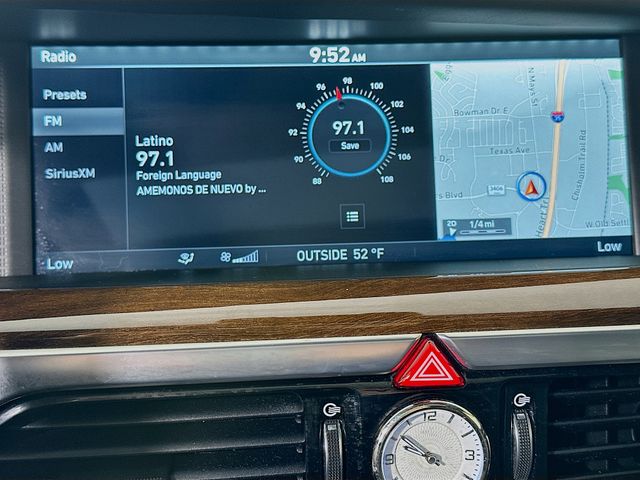 Thumbnail: 2017 Genesis G90 - 15