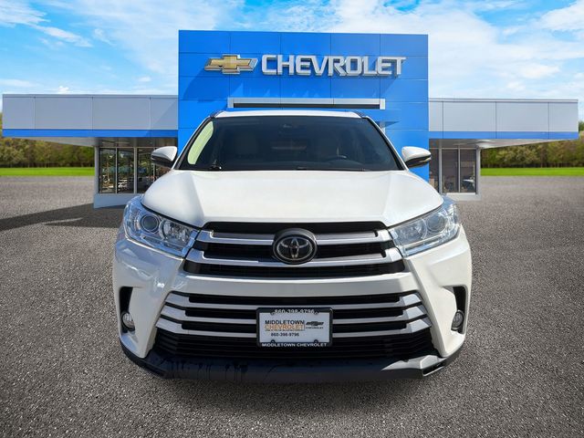 2019 Toyota Highlander - Image 2