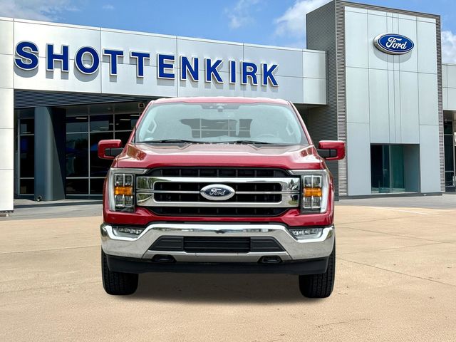Used 2022 Red Ford Lariat image 2