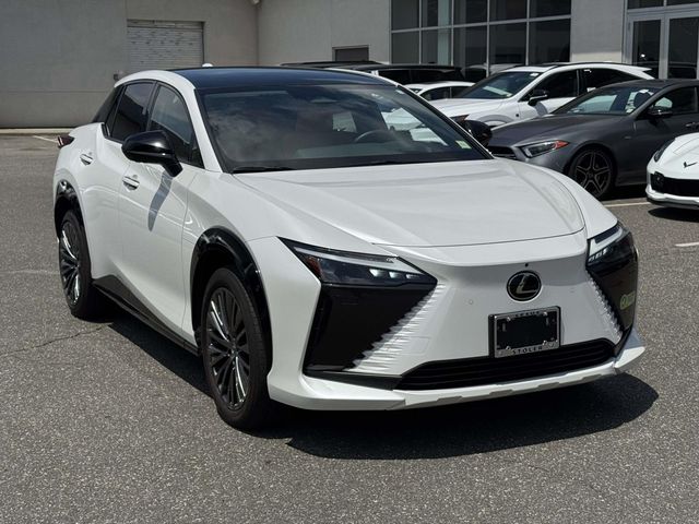 2023 Lexus RZ 450e Luxury AWD
