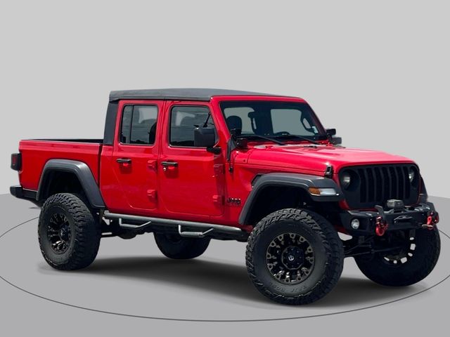 Firecracker Red Clearcoat 2021 Jeep Gladiator Pickup Truck Four-Wheel Drive 6-Speed Manual