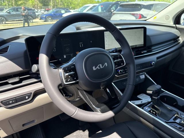 New 2026 Red Kia EX image 2