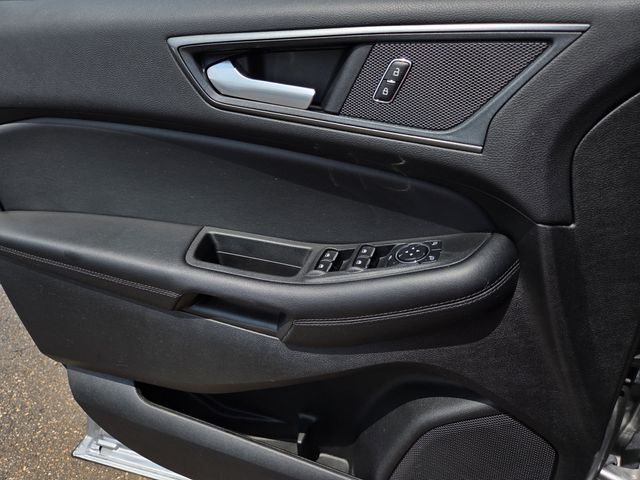Used 2024 Ford Edge SUV