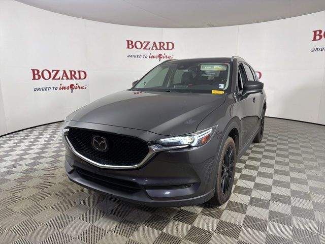 View vehicle photo 4