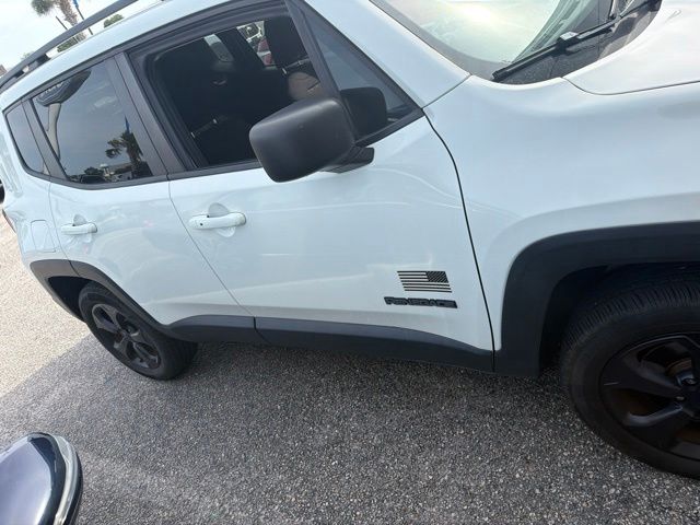 2021 Alpine White Clearcoat Jeep Renegade Sport 4X4 SUV