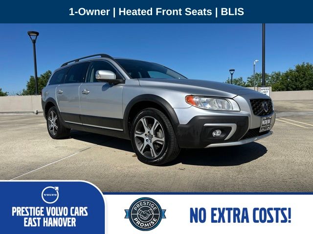 Bright Silver Metallic 2015 Volvo XC70 Wagon All-Wheel Drive 6-Speed Automatic