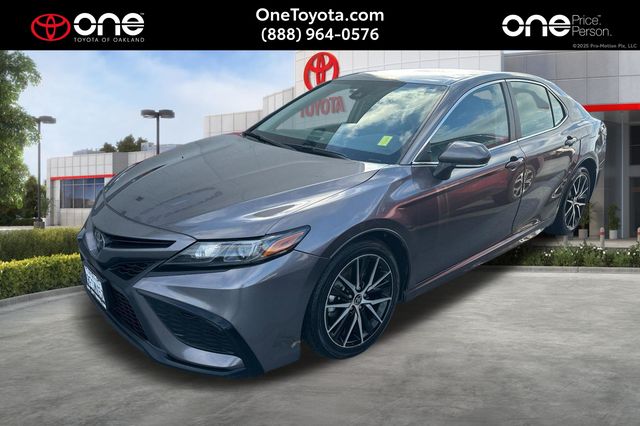 Predawn Gray Mica 2023 Toyota Camry SE FWD Sedan Front-Wheel Drive 8-Speed Automatic