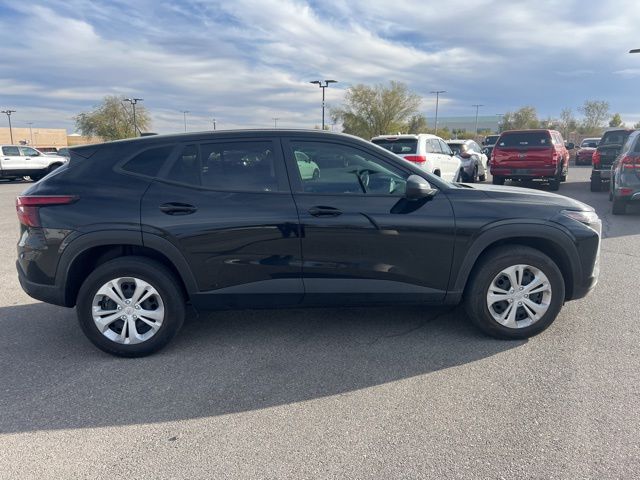 2024 Chevrolet Trax LS 3