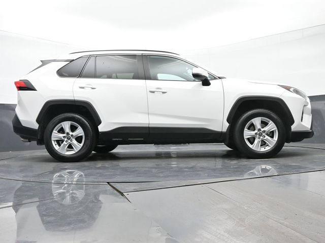 2021 Toyota RAV4 XLE 39