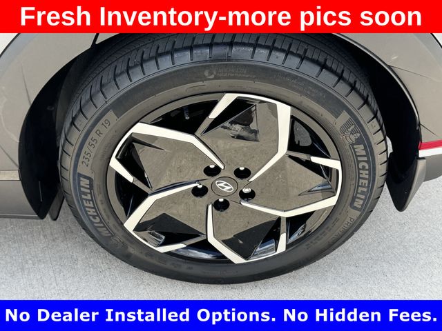 2023 Hyundai IONIQ 5 SEL Gray at Baytown Hyundai