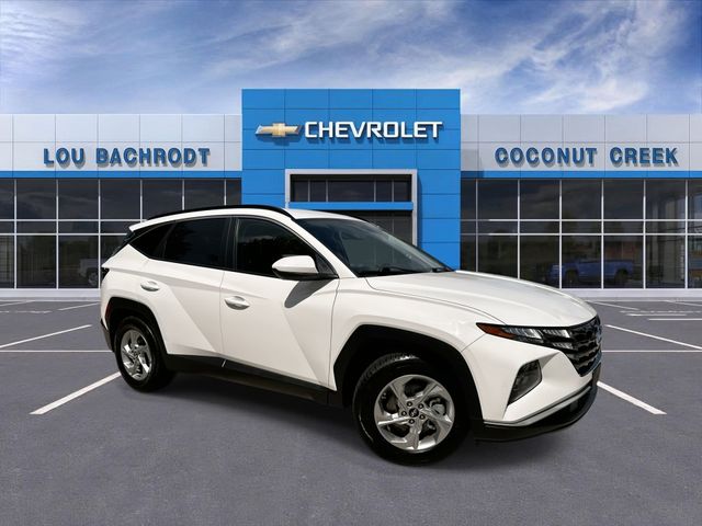 White Pearl 2024 Hyundai Tucson SUV / Crossover Front-Wheel Drive 8-Speed Automatic