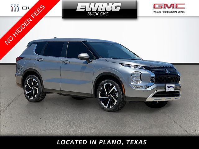 Silver 2024 Mitsubishi Outlander SUV / Crossover Front-Wheel Drive Continuously Variable Transmission