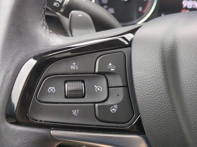 Used 2024 White Buick Essence image 16