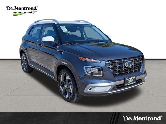 2026 Hyundai Venue SEL White at Baytown Hyundai