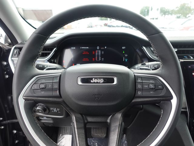 used 2023 Jeep Grand Cherokee car, priced at $31,448