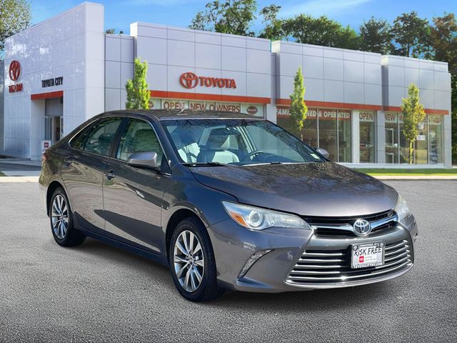 Predawn Gray Mica 2016 Toyota Camry XLE Sedan Front-Wheel Drive 6-Speed Automatic