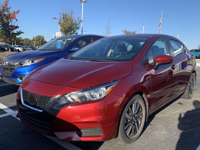 2021 Nissan Versa 1.6 SV 5