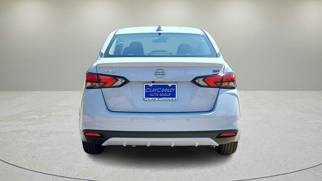 2025 Nissan Versa