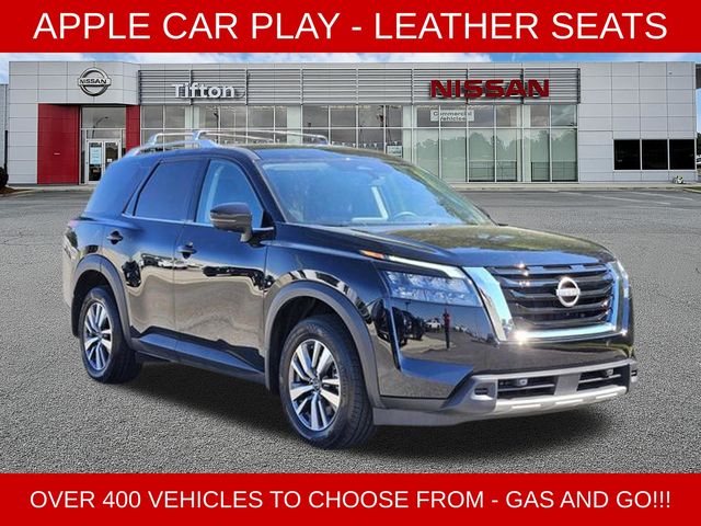 Super Black 2025 Nissan Pathfinder SL 4WD SUV / Crossover All-Wheel Drive 9-Speed Automatic
