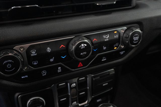 Used 2024 Jeep Wrangler SUV