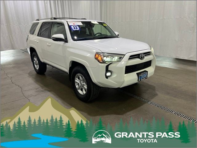 White 2022 Toyota 4Runner SUV / Crossover Four-Wheel Drive 5-Speed Automatic
