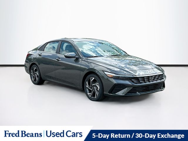 2024 Hyundai Elantra SEL FWD
