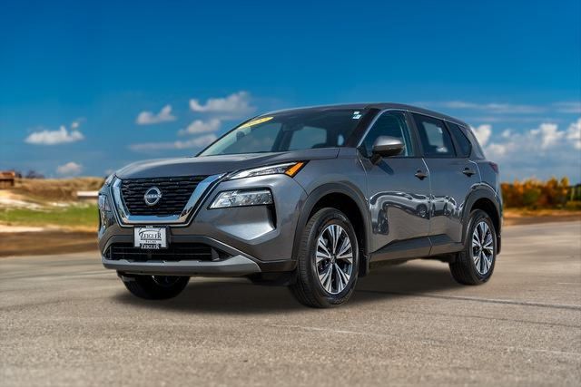 2022 Nissan Rogue SV 3