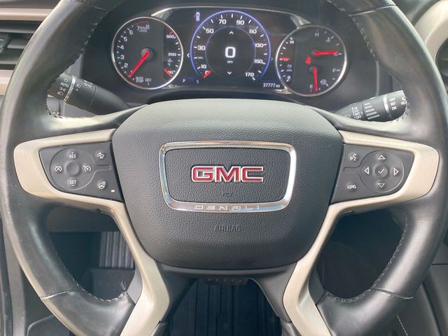 2022 GMC Acadia Denali 11