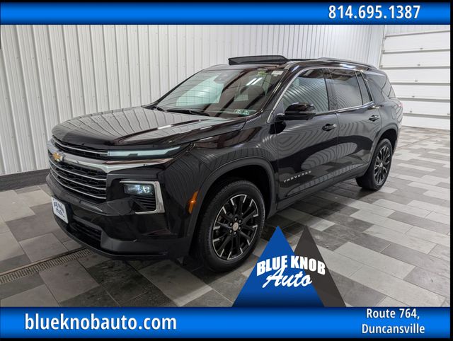 Mosaic Black Metallic 2025 Chevrolet Traverse SUV / Crossover Four-Wheel Drive 8-Speed Automatic