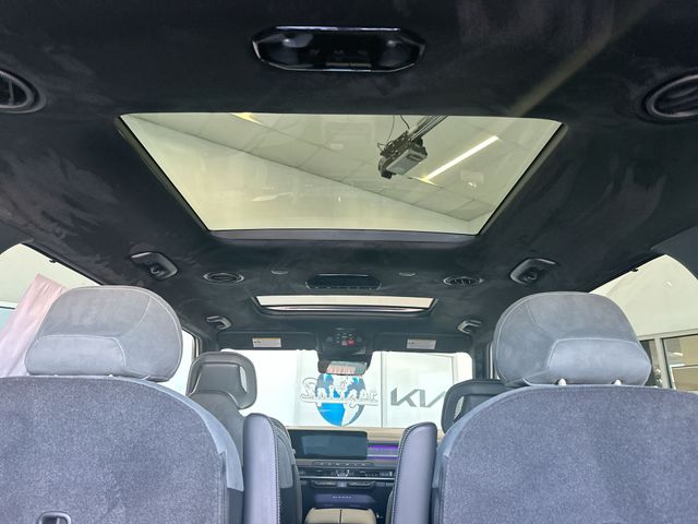 New 2027 White Kia X-Line SX Prestige image 18