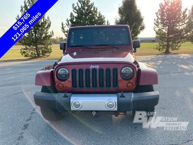 2013 Jeep Wrangler Unlimited Sahara 8