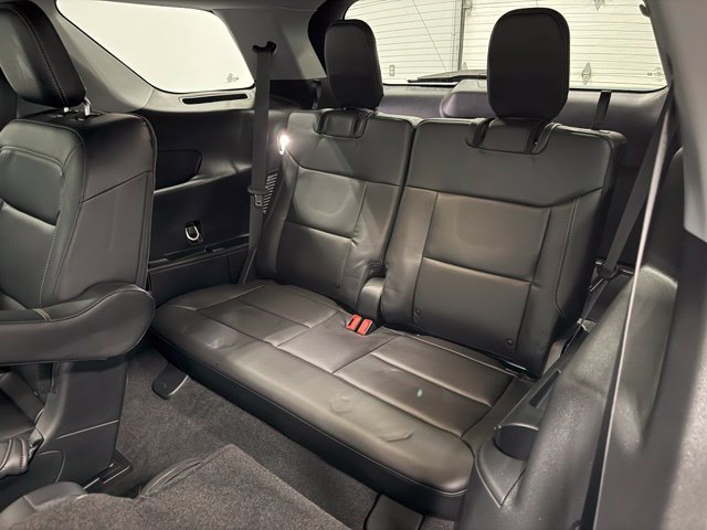 Used 2023 Black Ford XLT image 27