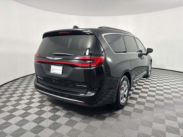 Used 2023 Chrysler Pacifica For Sale in Indianapolis, IN