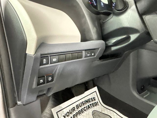 Used 2023 Toyota Sienna Van