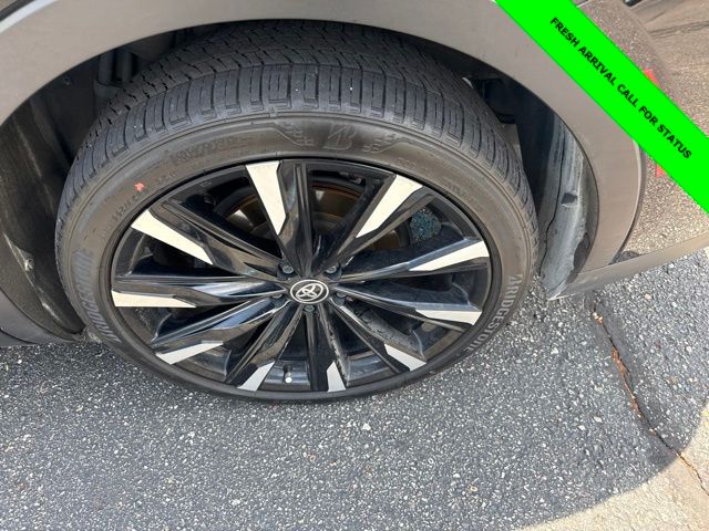 Used 2024 Black Toyota Platinum image 8