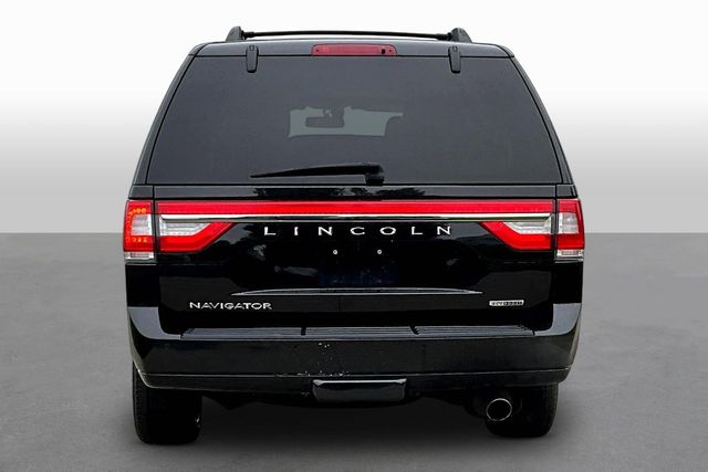 2015 Lincoln Navigator Base - 4