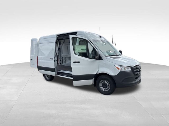 2025 Mercedes-Benz Sprinter 2500 Cargo 144 WB photo