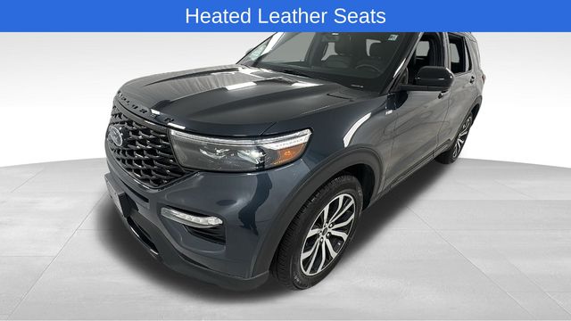 View vehicle photo 7