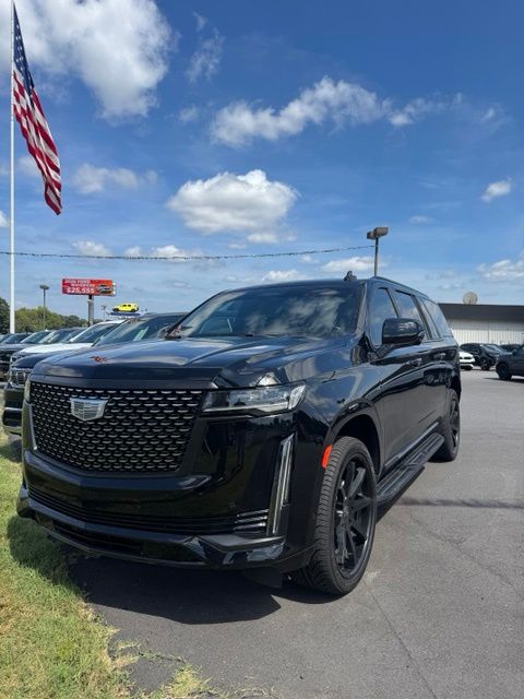  2022 Cadillac Escalade ESV Premium Luxury 4WD   