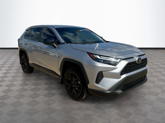 2024 Toyota RAV4 LE FWD