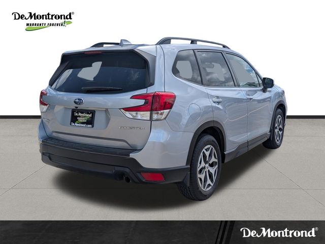 Used 2020 Silver Subaru Premium image 5
