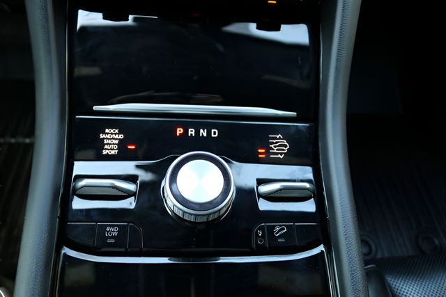 Used Car 2024 Jeep Grand Cherokee  Overland For Sale Under $50,000 In Austin, Texas