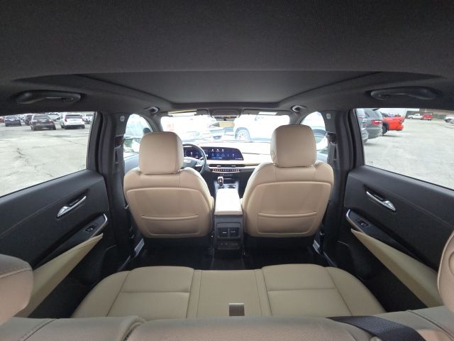 2024 Cadillac XT4 Luxury:C02545